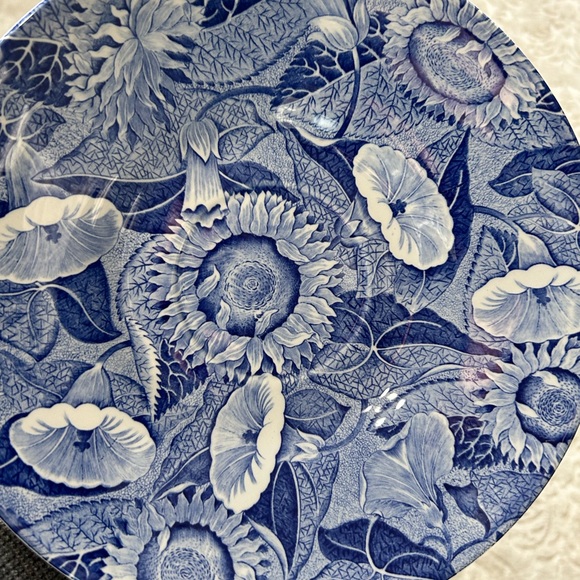 The Spode  Blue Room Collection, Sunflower Dish - Picture 4 of 10
